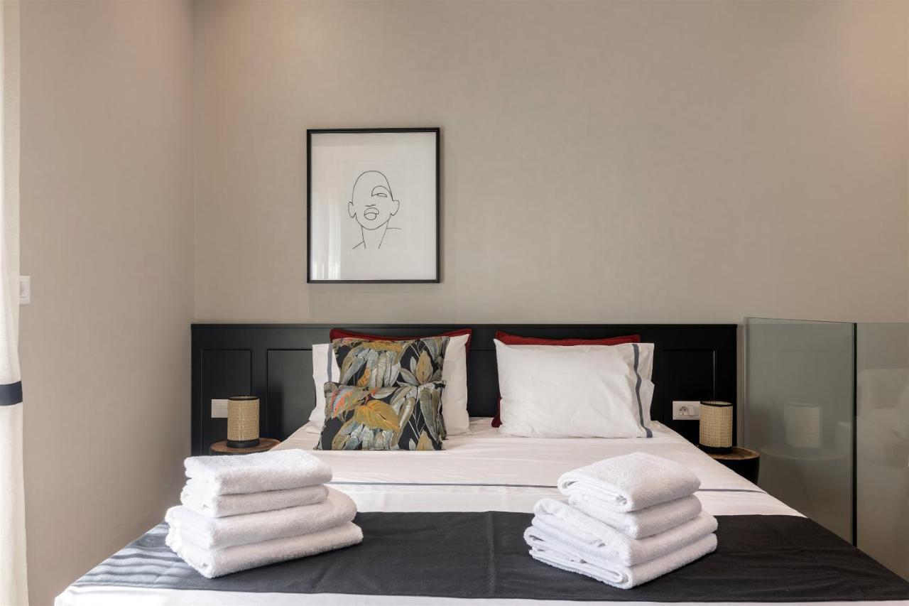 Andrews Luxury Suites Near The Airport Ираклион Экстерьер фото